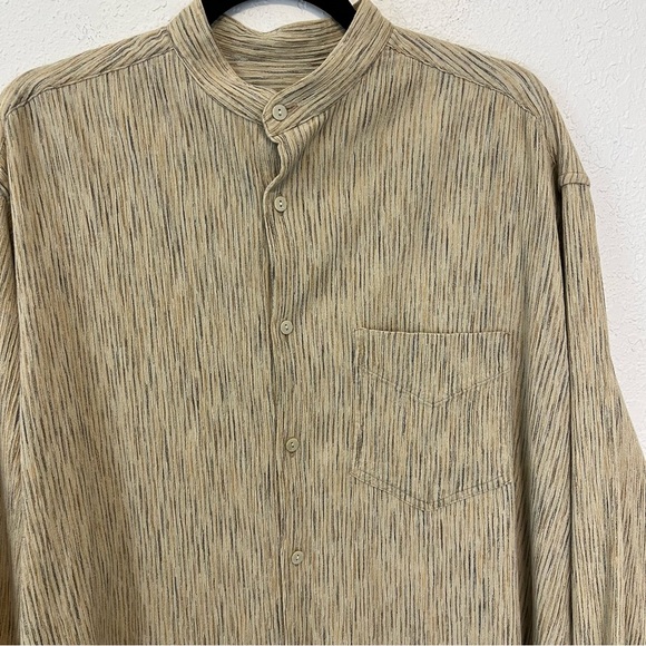 Jhane Barnes 100% Cotton Neutral Button Down Collarless Large - Picture 3 of 9